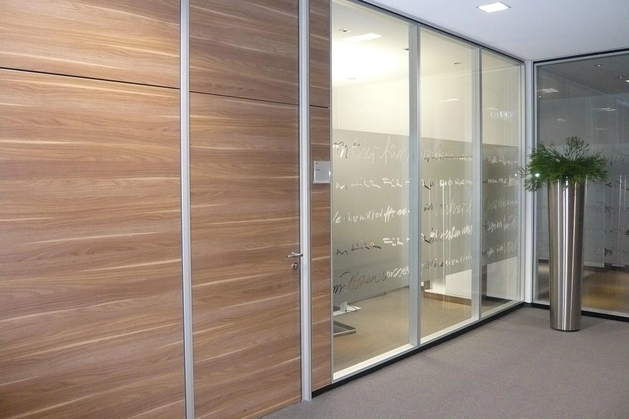 Volltür mit feststehendem Oberteil