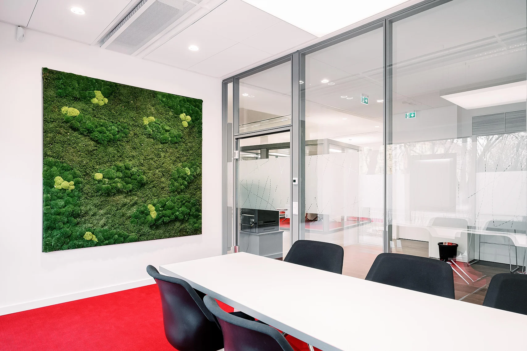 Beratungsräume mit Mooswänden von Freund