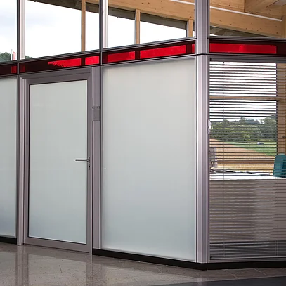 Aluminium-Rohrrahmentür mit Smartglas-Füllung