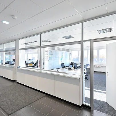 T35 partition wall system for multifunctional solutions, with sliding windows in T50