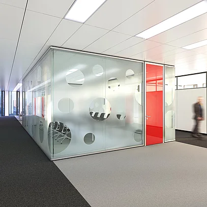 Double-pane glazing and floor-to-ceiling tube frame door